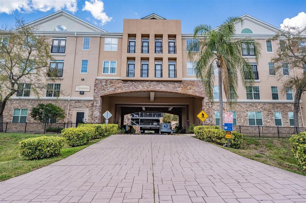 Photo of 4221 W Spruce Street #1302, Tampa, FL 33607 (MLS # TB8481854)