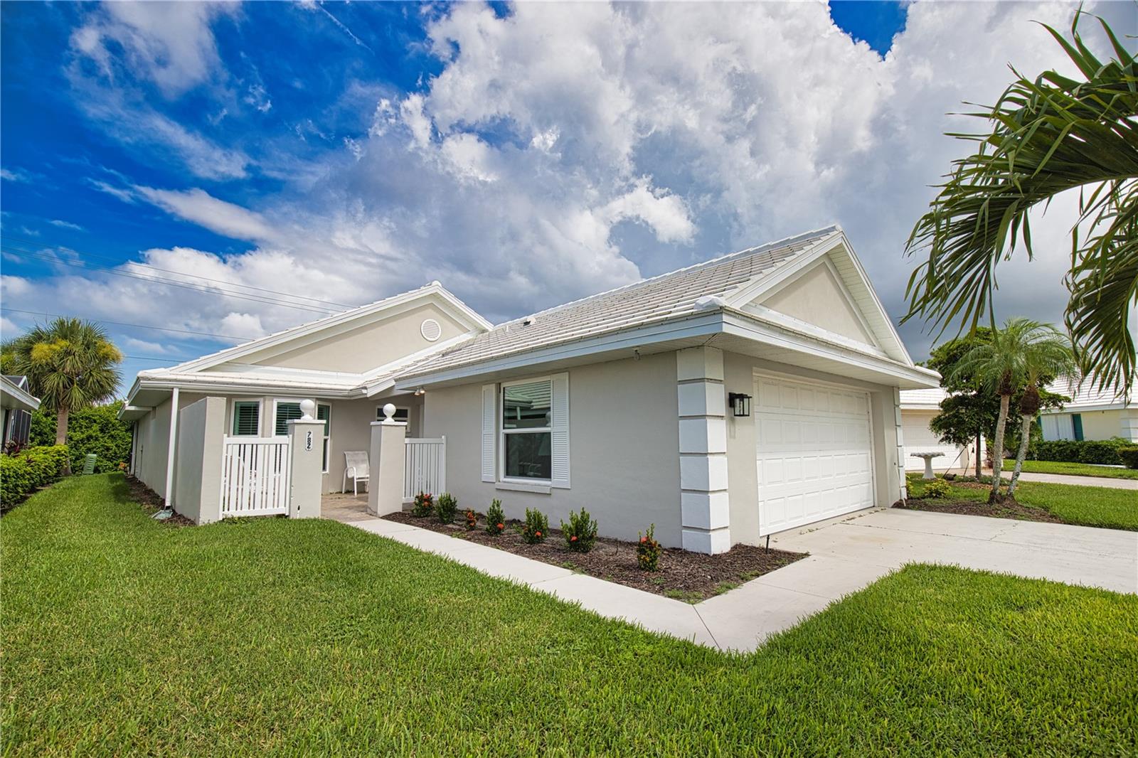 2025 AVAILABLE: NOV, DEC.
2026 AVAILABLE: JAN, FEB, MAR, APR.
BOOK AT: $7000/PER MONTH (SEASON IS DEC-APRIL, 3 MONTHS MINIMUM)
BOOK AT: $3000/PER MONTH (OFF SEASON IS MAY-NOV, 3 MONTH MINIMUM)
*PRICES MAY VARY DEPENDING ON NUMBER OF NIGHTS BOOKED*
Seasonal rental available Winter 2026 in the highly desirable Harrington Lakes community within Plantation Golf and Country Club. This beautifully maintained 2 Bed, 2 Bath Villa with a Den offers a comfortable and spacious layout ideal for seasonal living. The open-concept design features a well-equipped kitchen that seamlessly flows into the bright main living area, creating an inviting space for entertaining or relaxing. The Master Bedroom includes a king-sized bed and an ensuite Master Bathroom with a walk-in shower and a soaking tub. The Guest Bedroom features a queen and is nicely situated to the Guest Bathroom that features a walk-in shower. The den provides flexible space for a home office, a reading room, or guest sleeping arrangements with a murphy bed. Step outside to a private screened lanai with a heated saltwater pool, surrounded by lush, maintenance-free landscaping—perfect for enjoying the Florida sunshine. Additional conveniences include a two-car garage, full-size washer and dryer, and access to the community pool.
Located just a short drive to historic Downtown Venice, Venice Beach, the Pier, dining, shopping, and the new Atlanta Braves Spring Training stadium, this villa offers the ideal blend of comfort and location for your seasonal retreat.
~Included in rent: Water, Sewer, Garbage, Cable TV or Streaming Service, Wi-Fi, Landscaping, Pool Service, Electric ($150 Cap).
~Paid in full under 90 Days, $145 Booking Fee, $1500 Security Deposit, $300 Clean, plus 13% Tax.