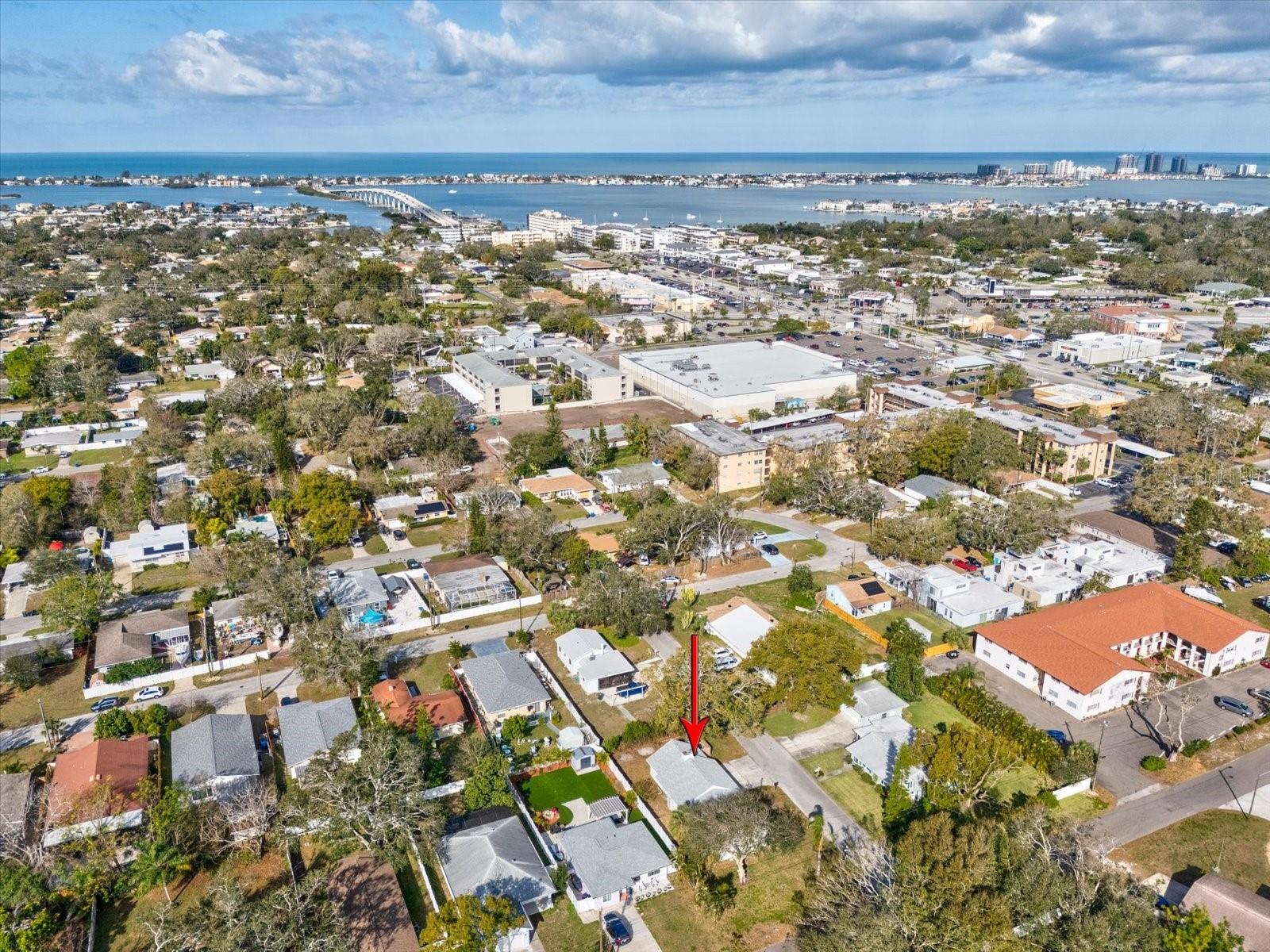 2530 SUNSET DRIVE