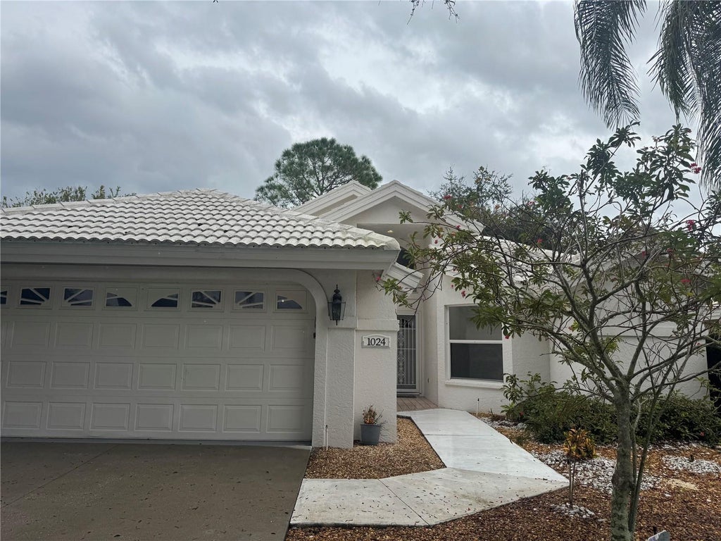 Photo of 1024 Harbor Town Drive, Venice, FL 34292 (MLS # N6146282)