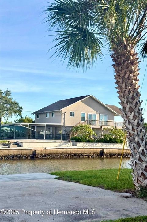 Photo of 13825 San Juan Avenue, Hudson, FL 34667 (MLS # W7877168)