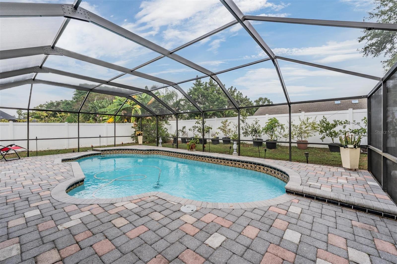 BLOOMINGDALE OAKS - Residential