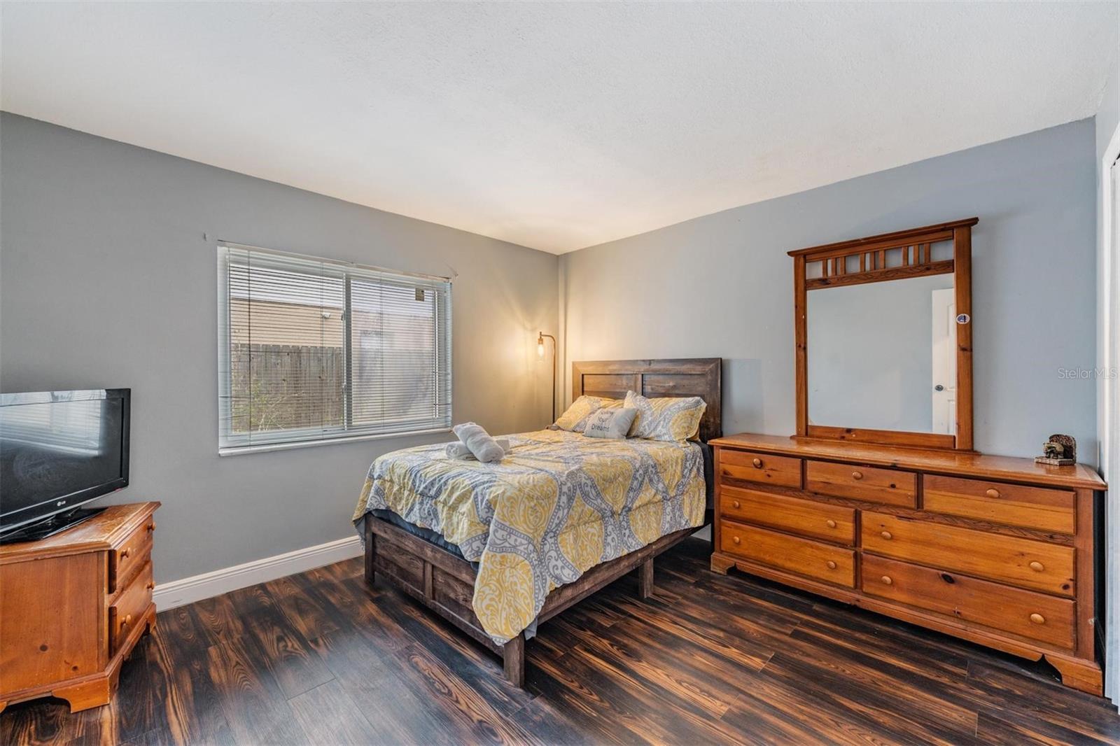 BLOOMINGDALE OAKS - Residential