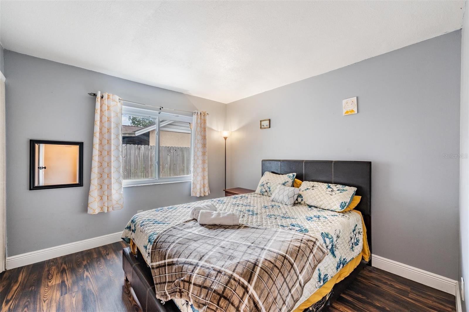 BLOOMINGDALE OAKS - Residential