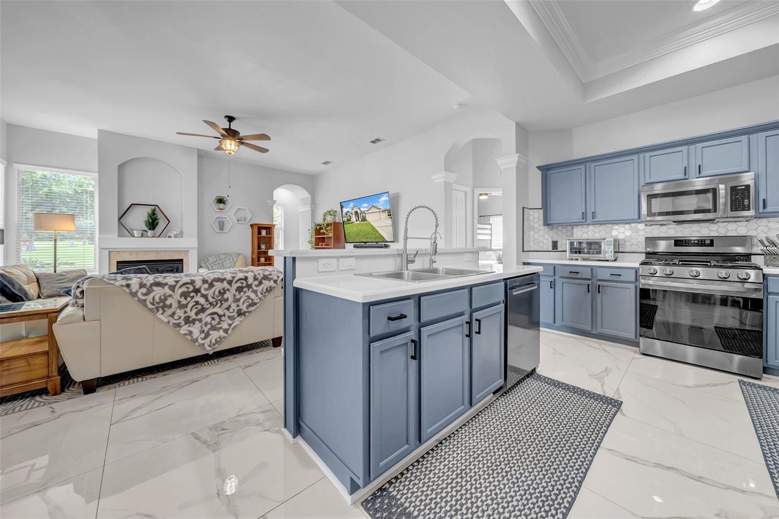 HERNANDO OAKS PH 1 - Residential