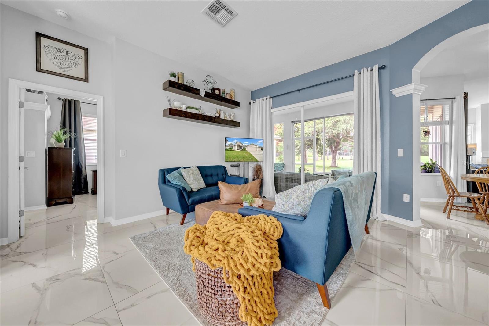 HERNANDO OAKS PH 1 - Residential