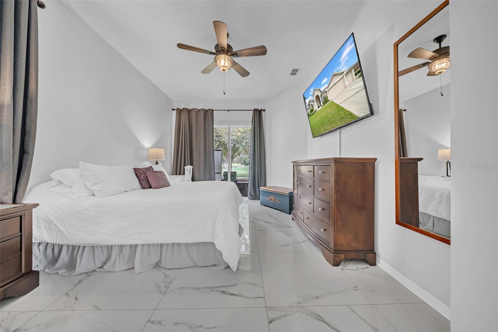 HERNANDO OAKS PH 1 - Residential