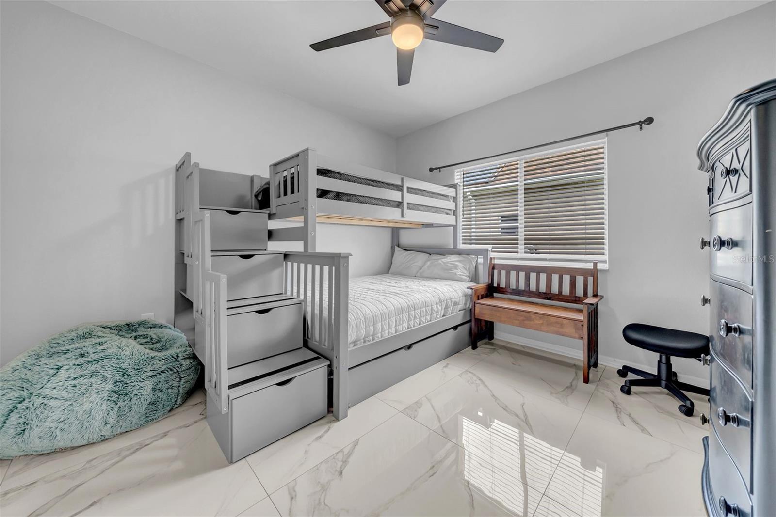 HERNANDO OAKS PH 1 - Residential