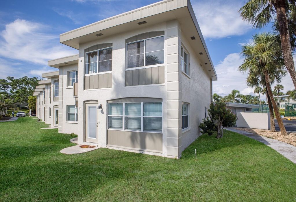 Photo of 6300 Flotilla Drive #74, Holmes Beach, FL 34217 (MLS # A4661468)