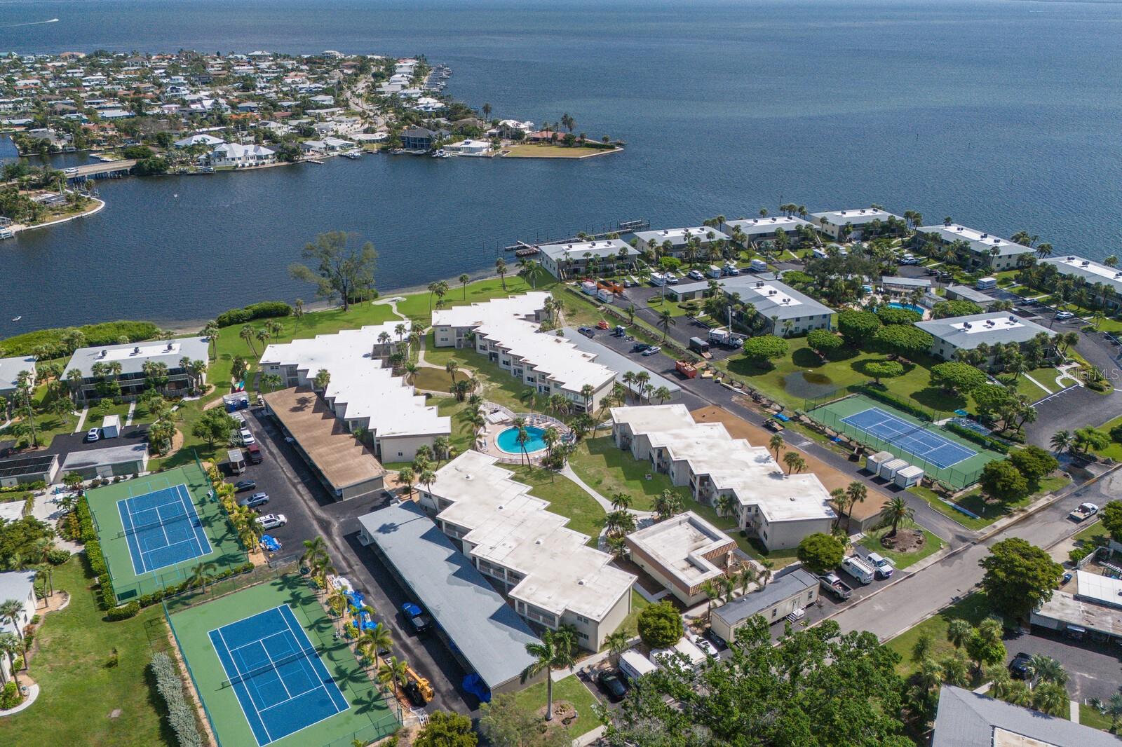 SHELL POINT UNIT II - Residential