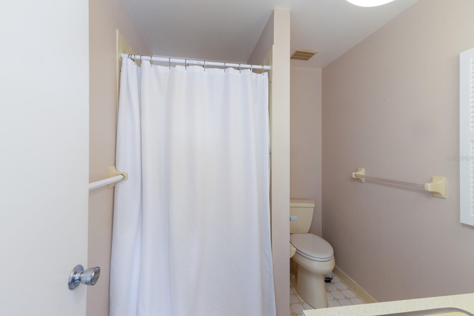 SHELL POINT UNIT II - Residential