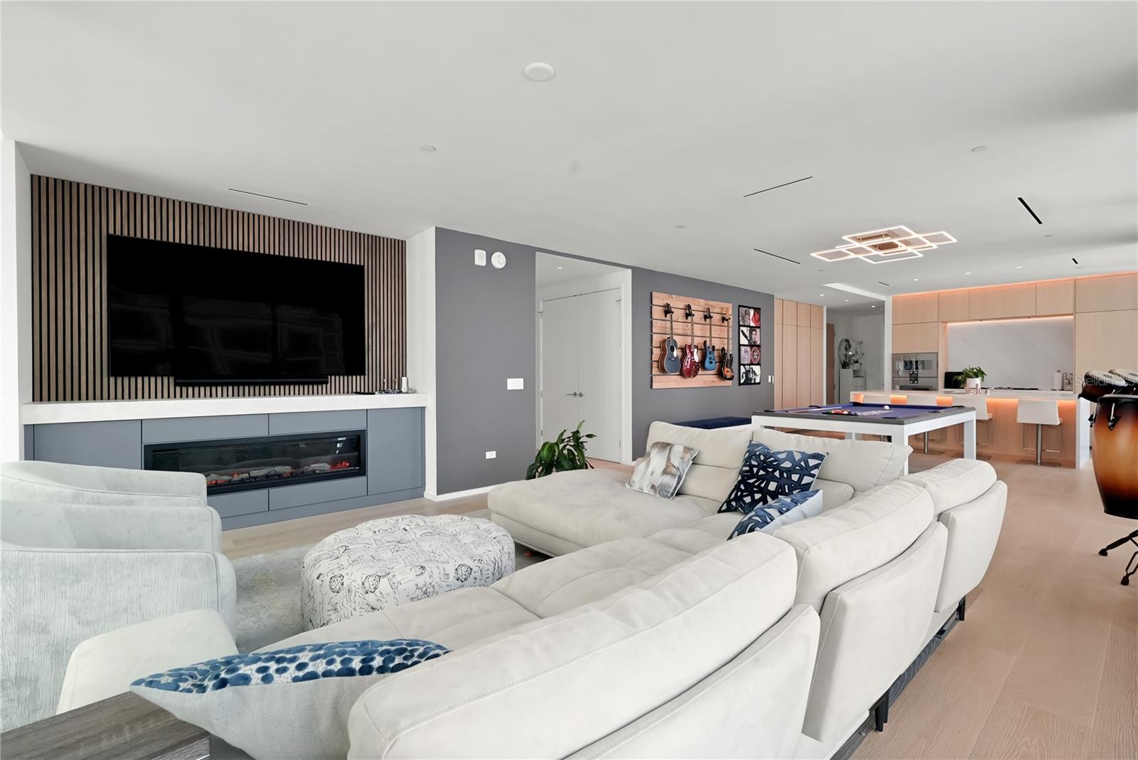 1000 WATER STREET CONDOMINIUM - Residential Lease