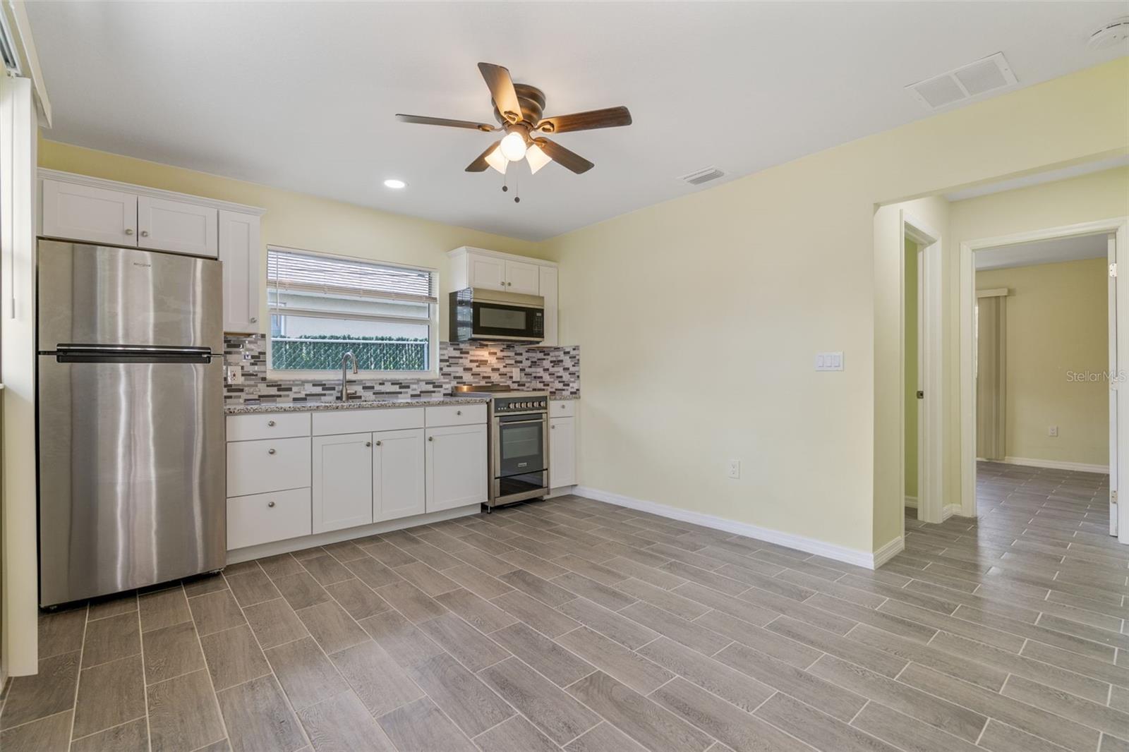 WARM MINERAL SPGS - Residential Lease