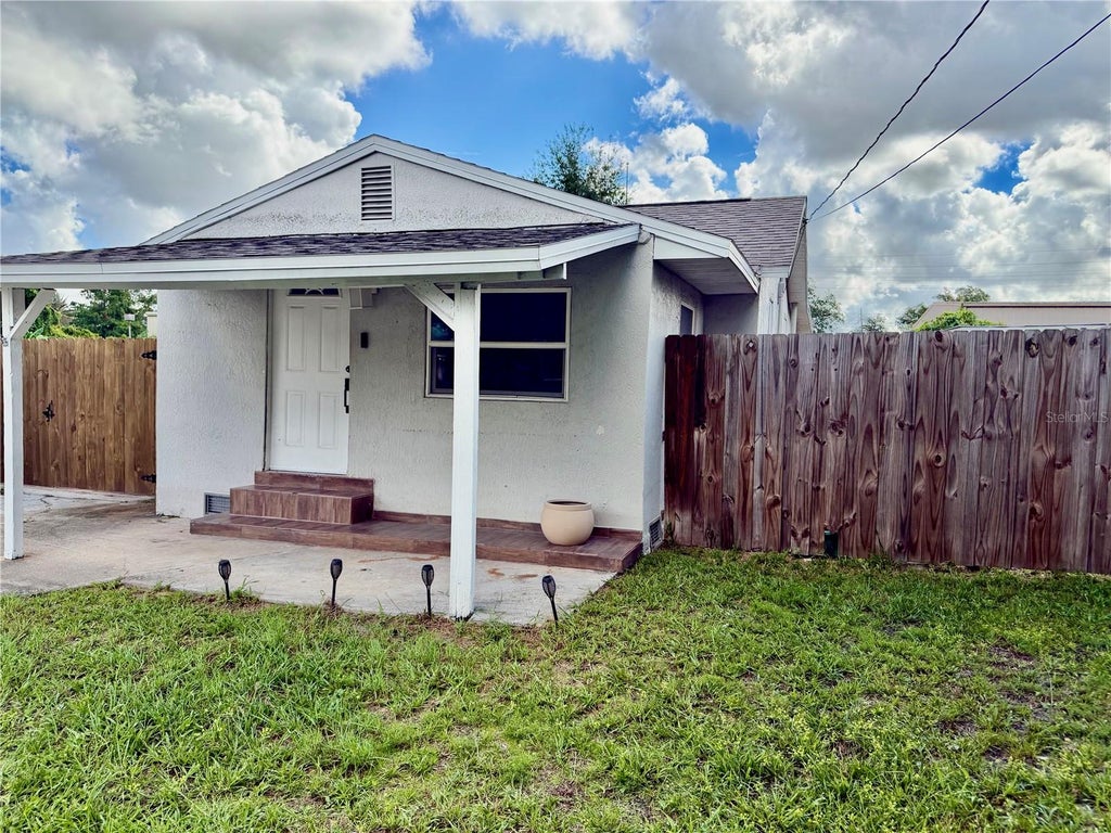Photo of 313 Takoma Street, Orlando, FL 32811 (MLS # TB8544342)