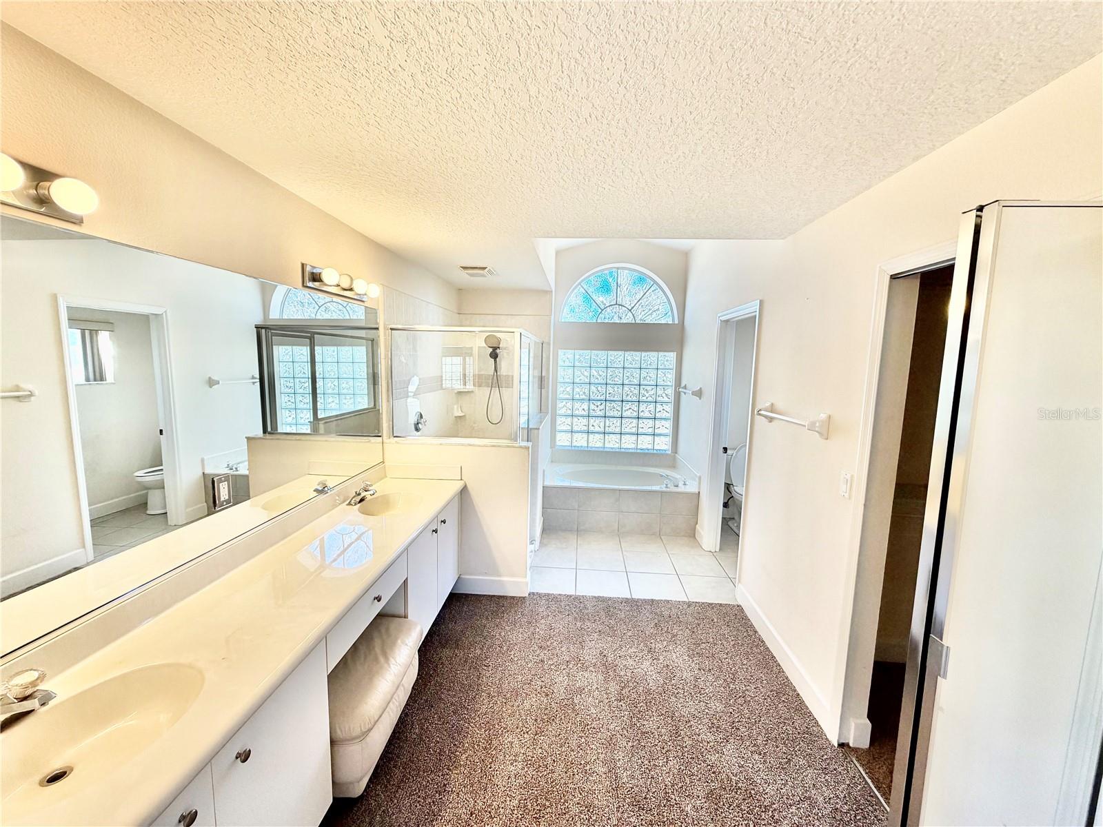 SANCTUARY ON SPRUCE CREEK 03 - Residential