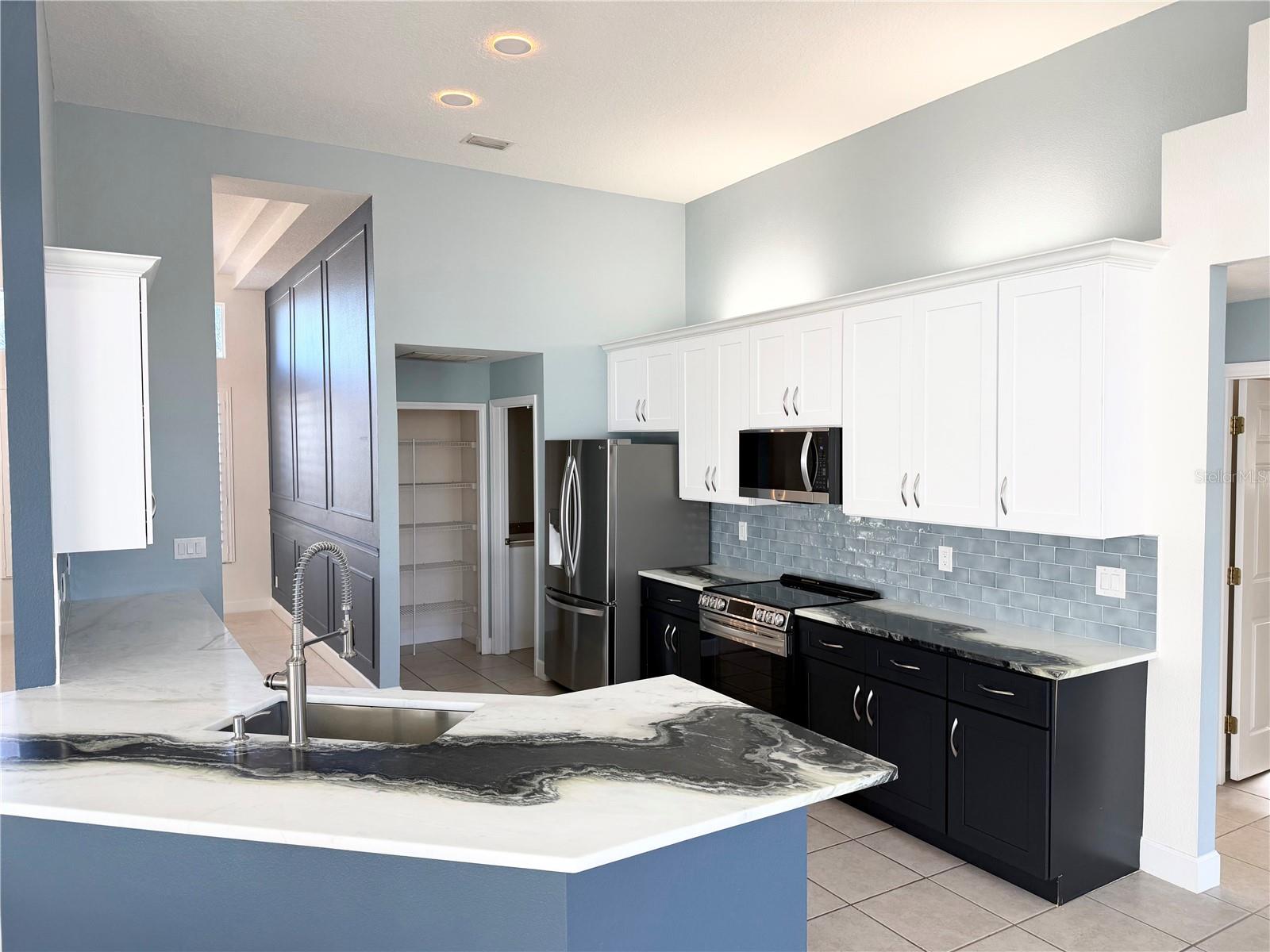 SANCTUARY ON SPRUCE CREEK 03 - Residential