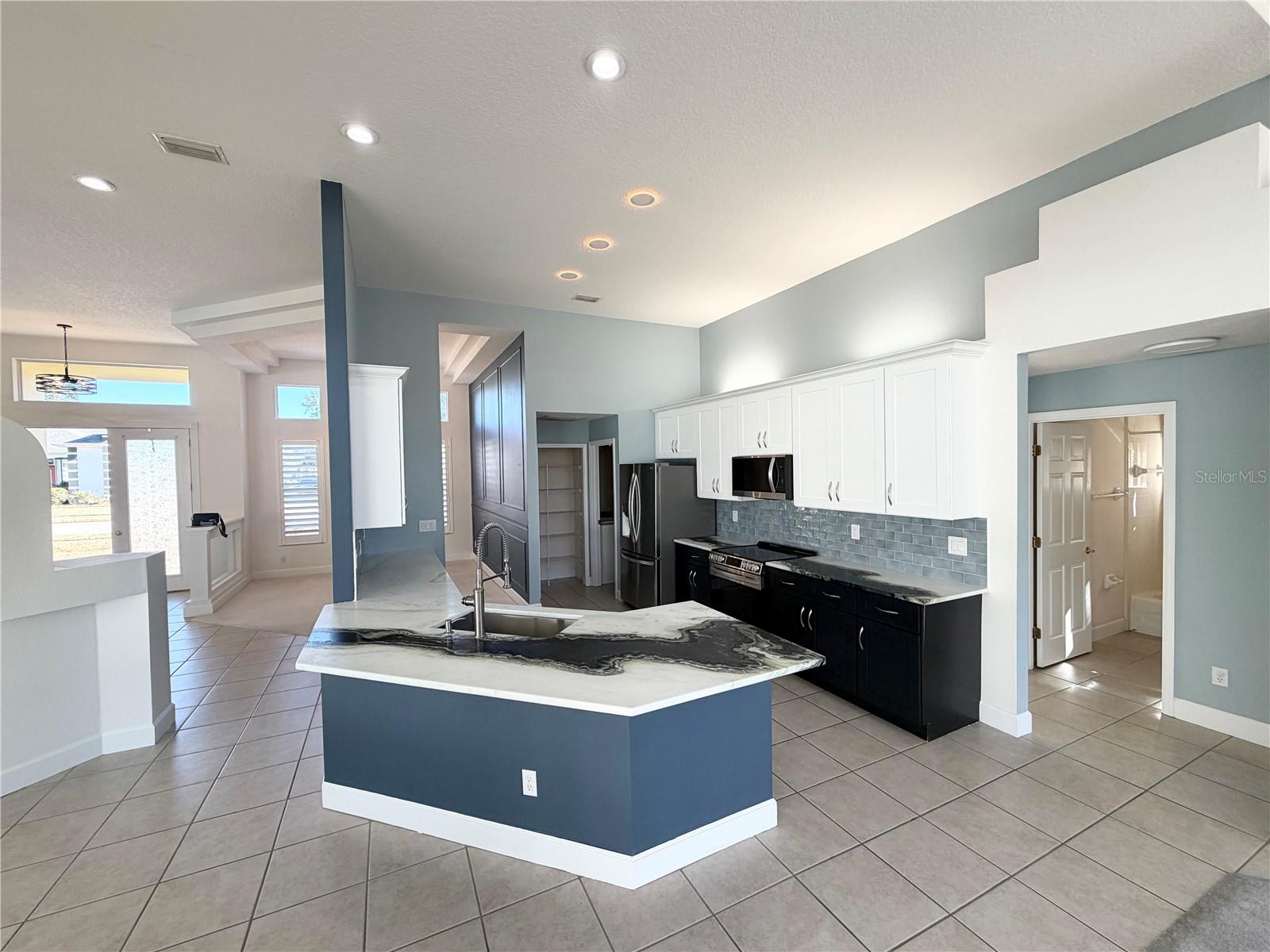 SANCTUARY ON SPRUCE CREEK 03 - Residential