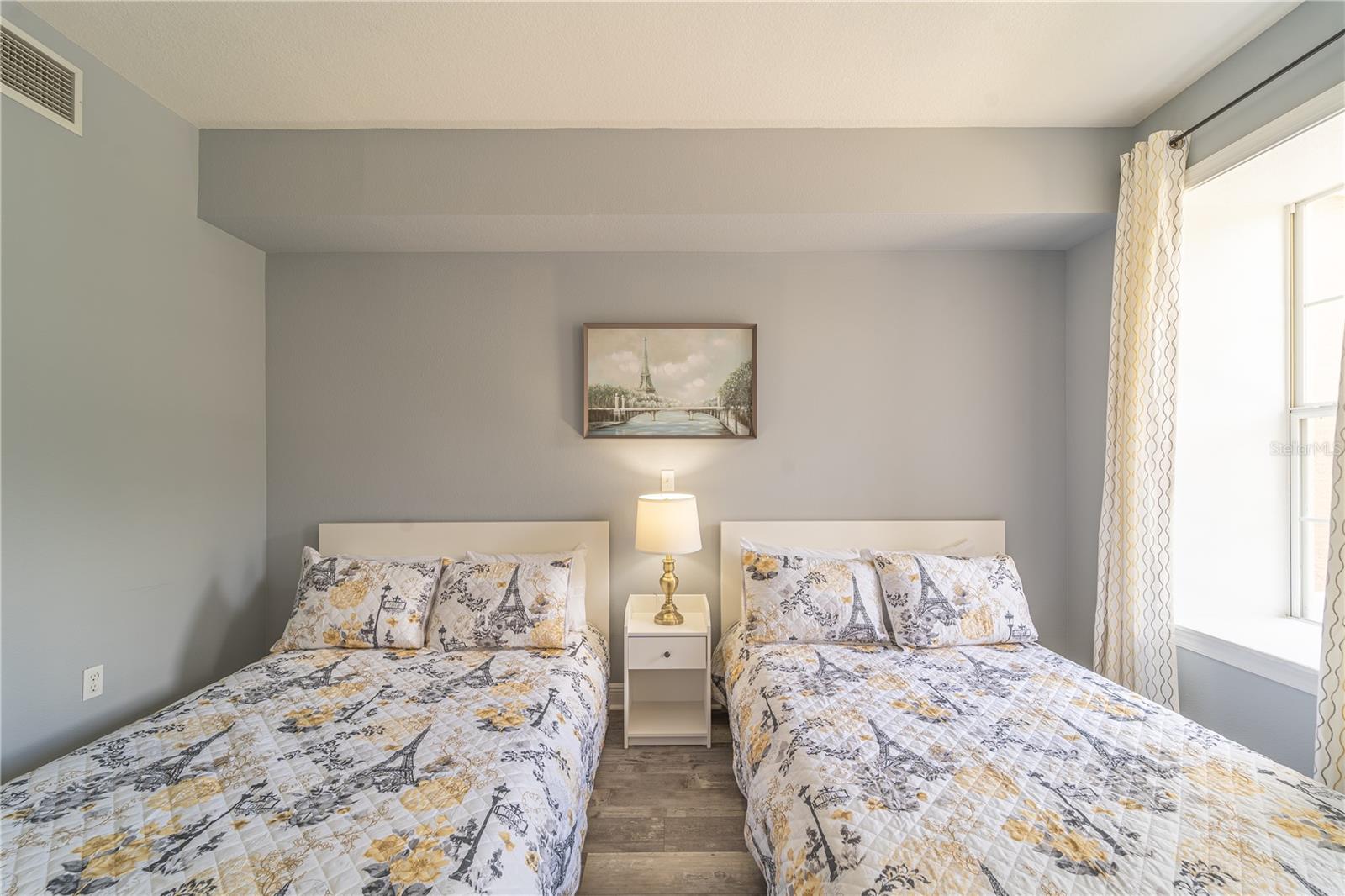 HERITAGE CROSSING CONDO PH 9 - Residential Lease