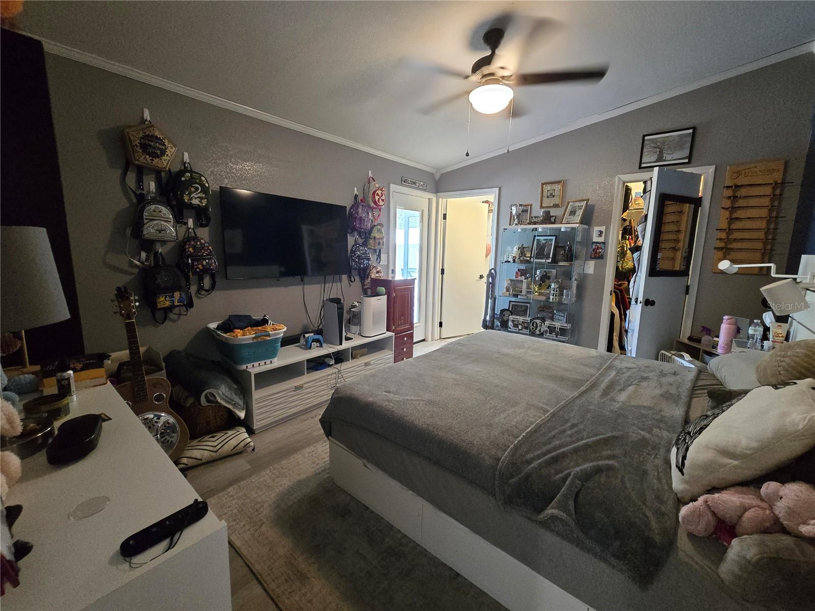 PLESANT ACRES - Residential