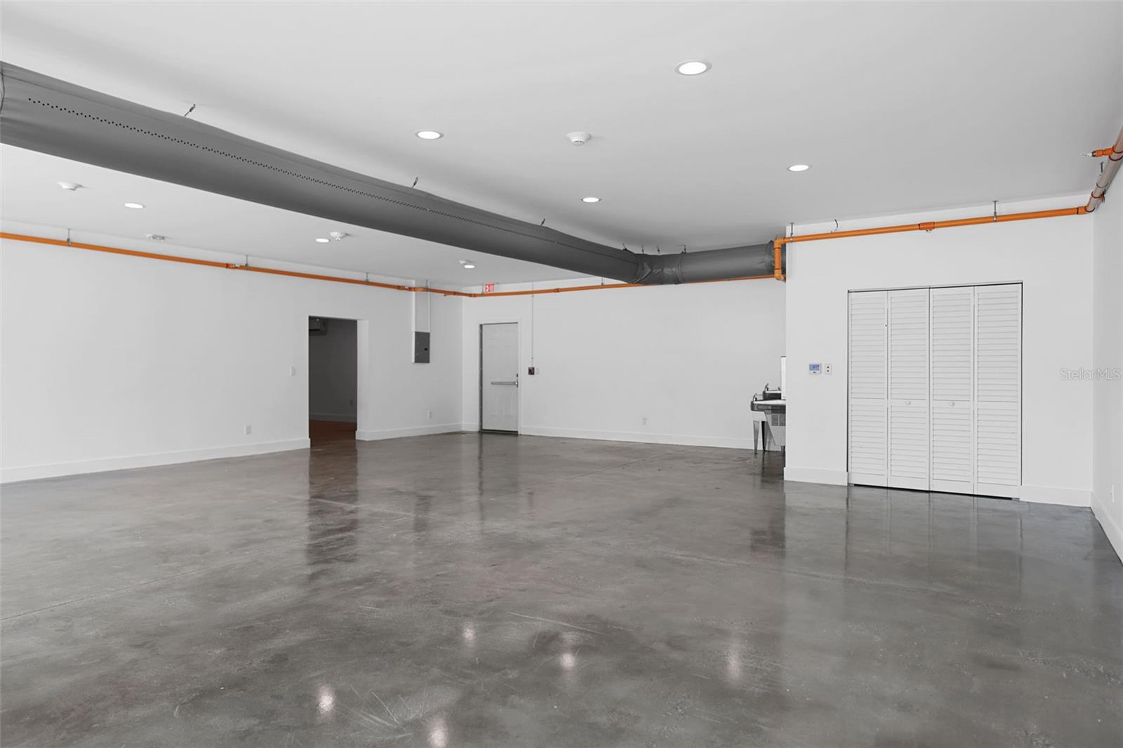 EDGEWATER ESTATES - Commercial Sale