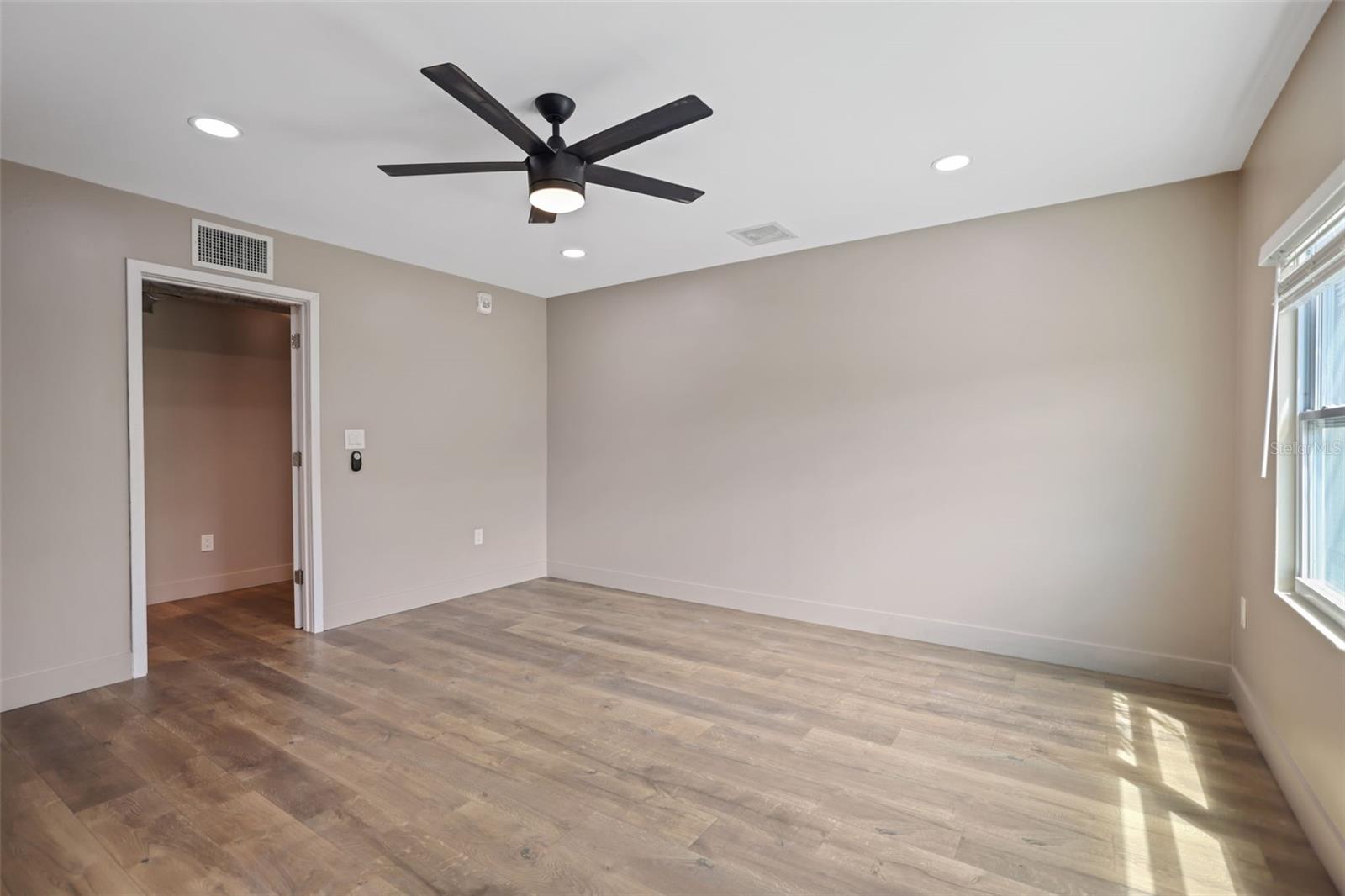 EDGEWATER ESTATES - Commercial Sale