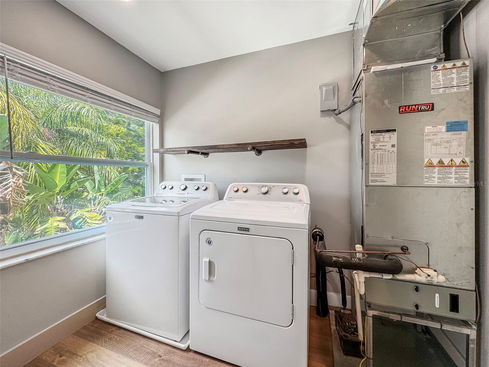 EDGEWATER ESTATES - Commercial Sale