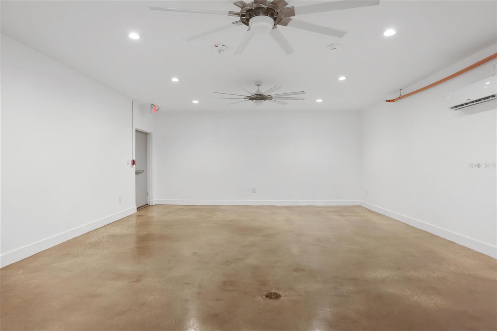 EDGEWATER ESTATES - Commercial Sale