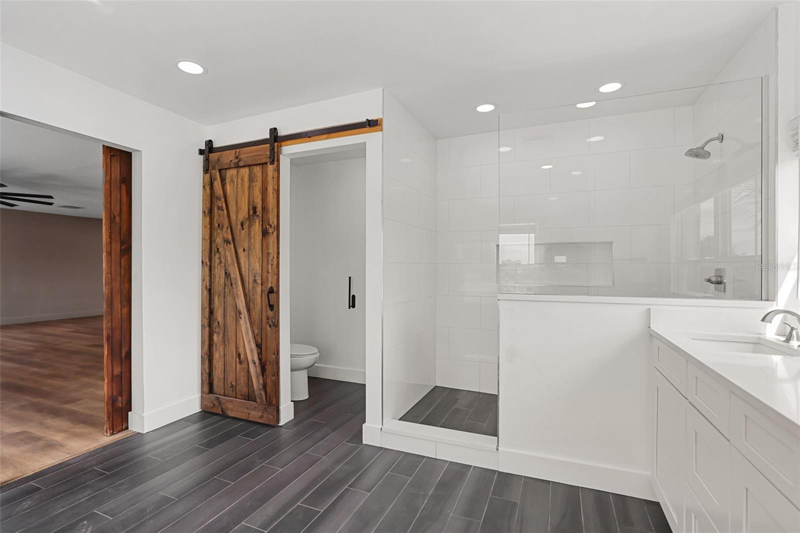 EDGEWATER ESTATES - Commercial Sale