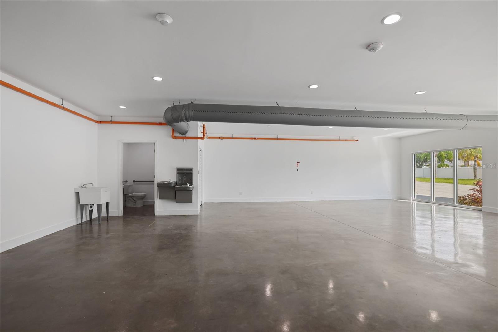 EDGEWATER ESTATES - Commercial Sale