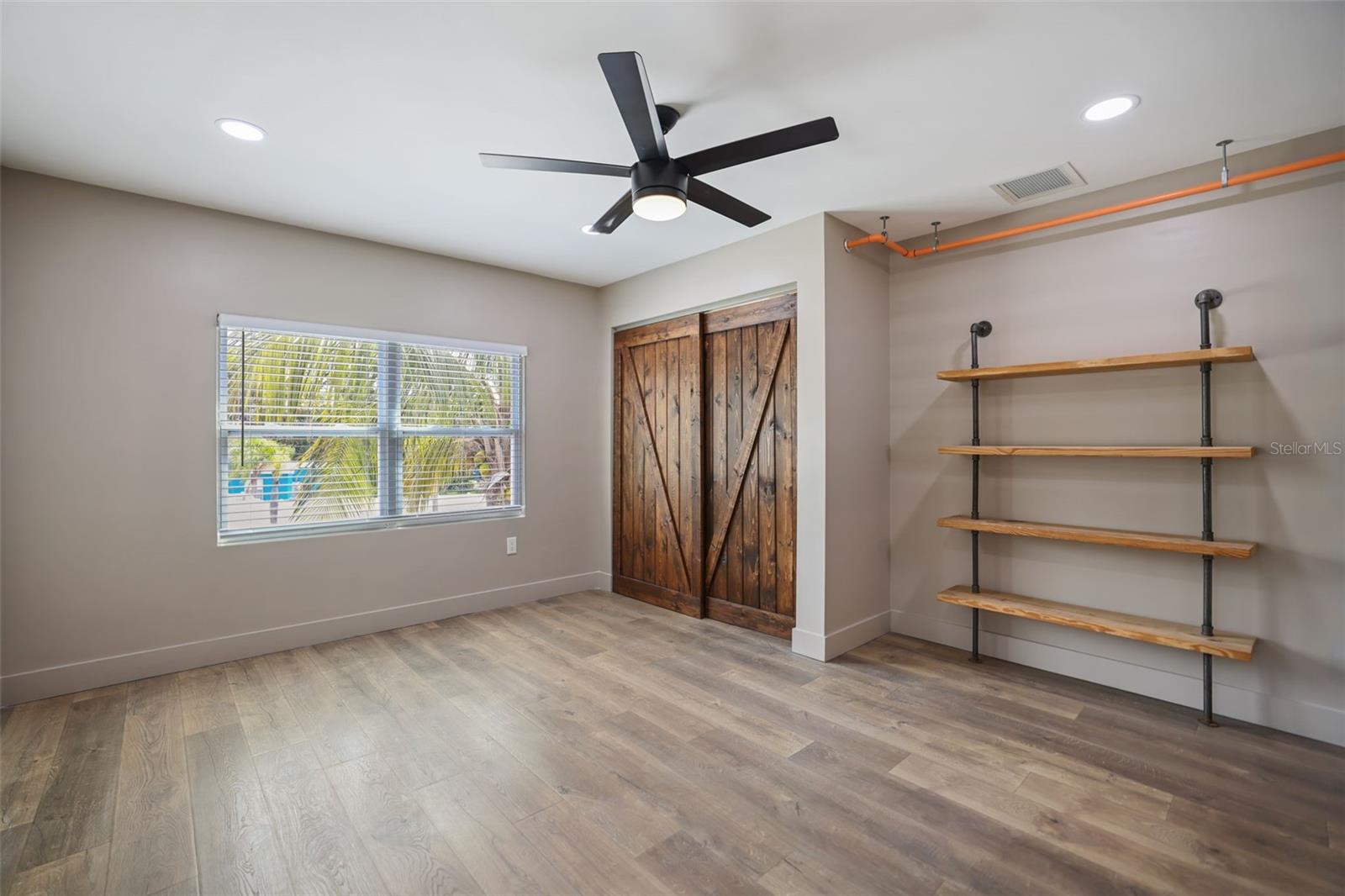 EDGEWATER ESTATES - Commercial Sale