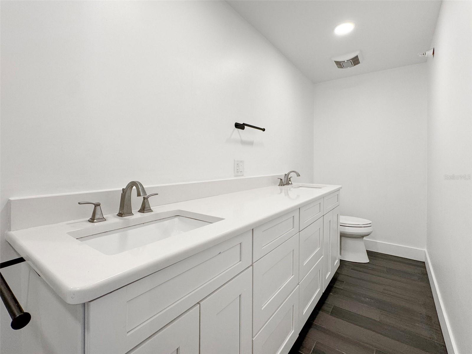 EDGEWATER ESTATES - Commercial Sale