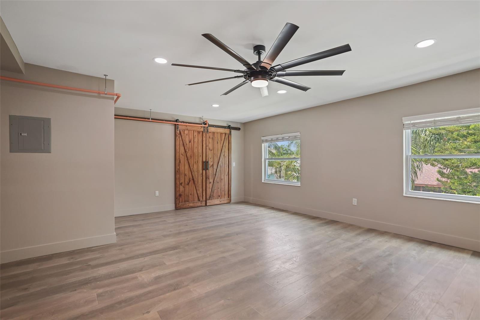 EDGEWATER ESTATES - Commercial Sale