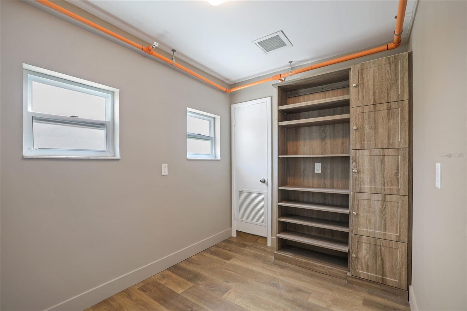 EDGEWATER ESTATES - Commercial Sale