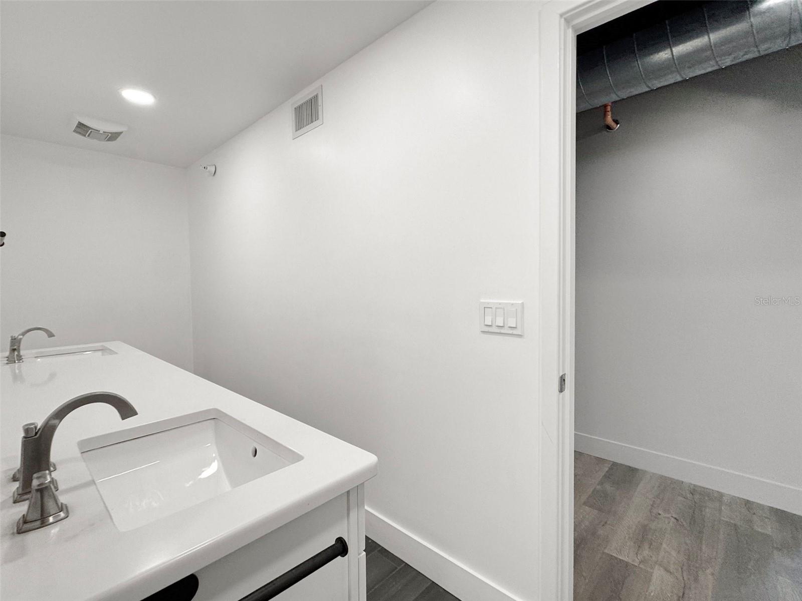 EDGEWATER ESTATES - Commercial Sale