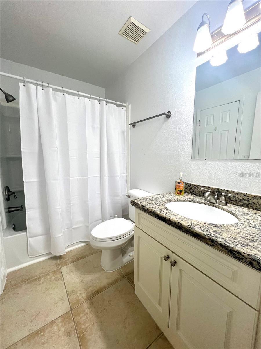 HARBOR CLUB CONDO - Residential Lease
