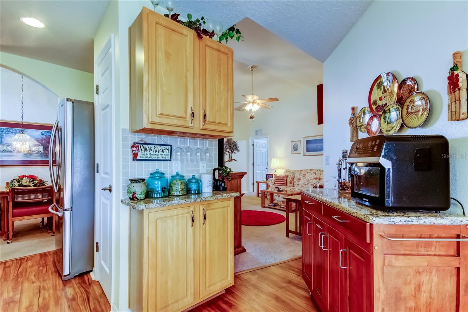 550 SALMON COURT