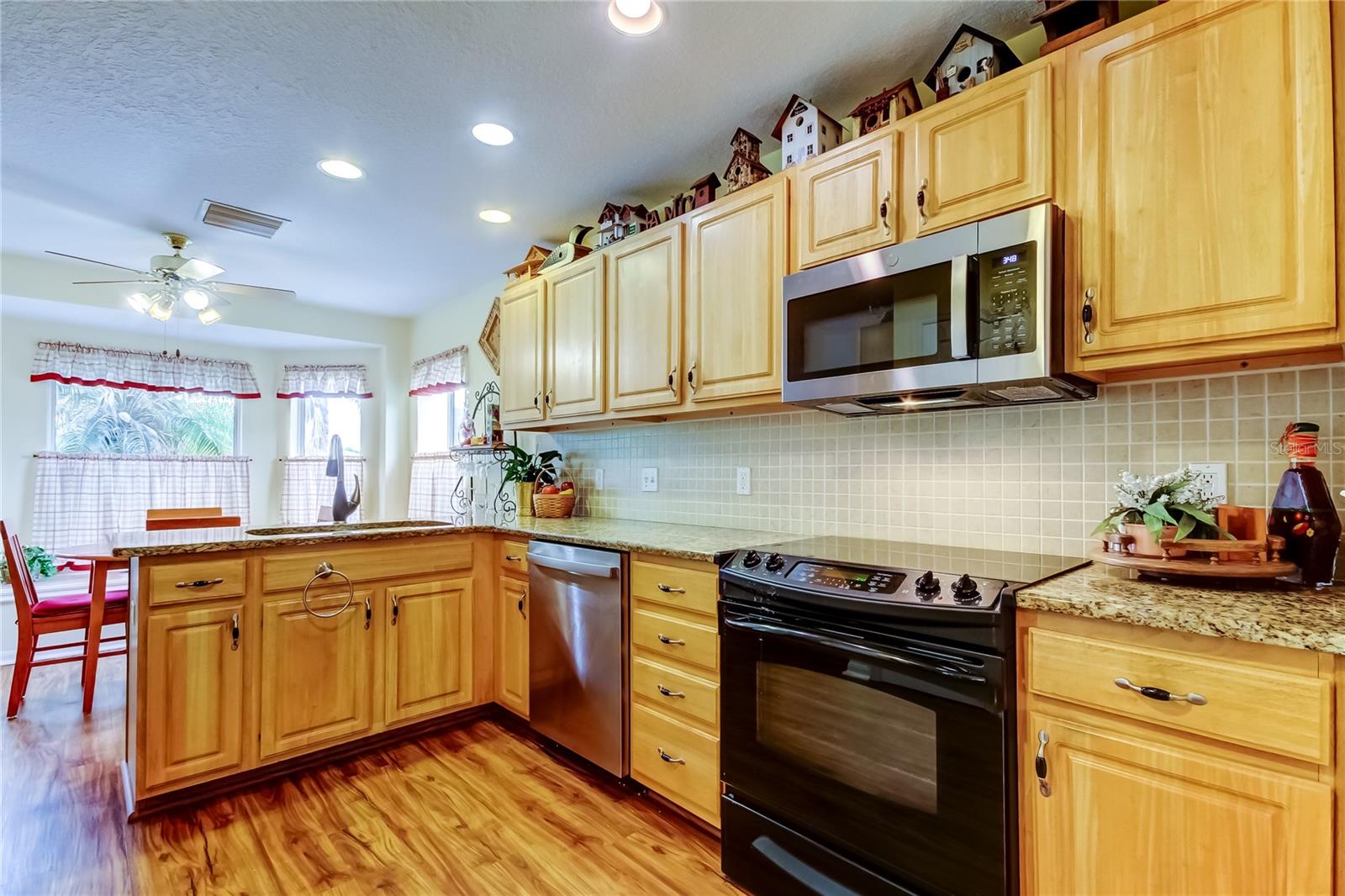 550 SALMON COURT