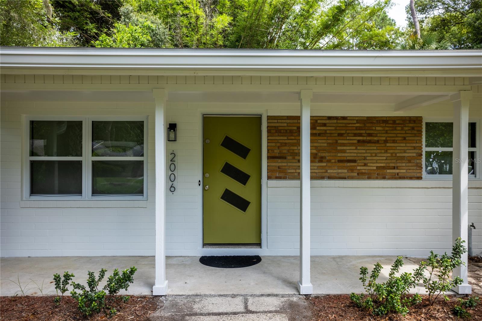 2006 NW 40TH TERRACE