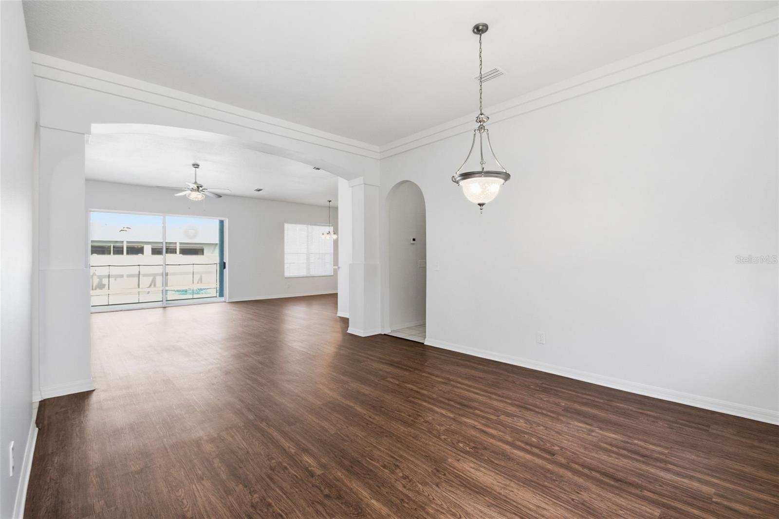 CRISTINA PH III UNIT 2 - Residential