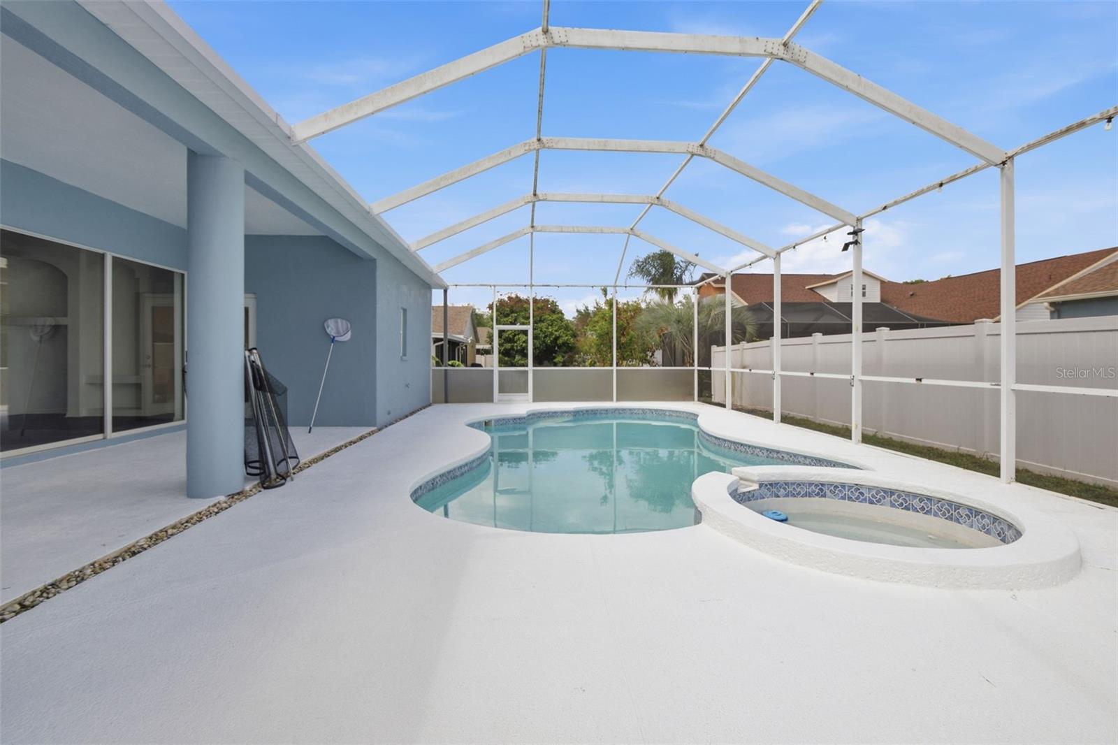 CRISTINA PH III UNIT 2 - Residential