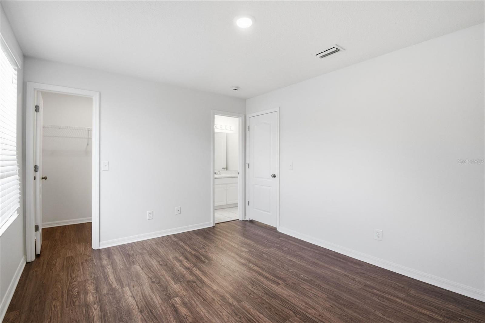 CRISTINA PH III UNIT 2 - Residential