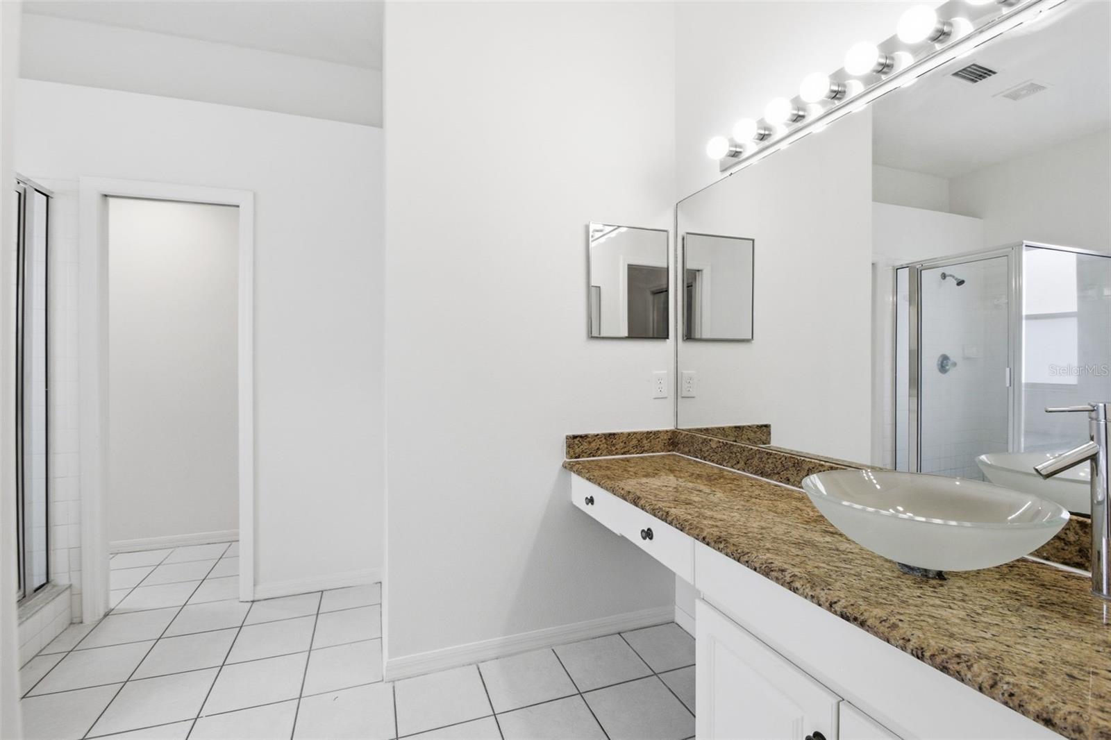 CRISTINA PH III UNIT 2 - Residential