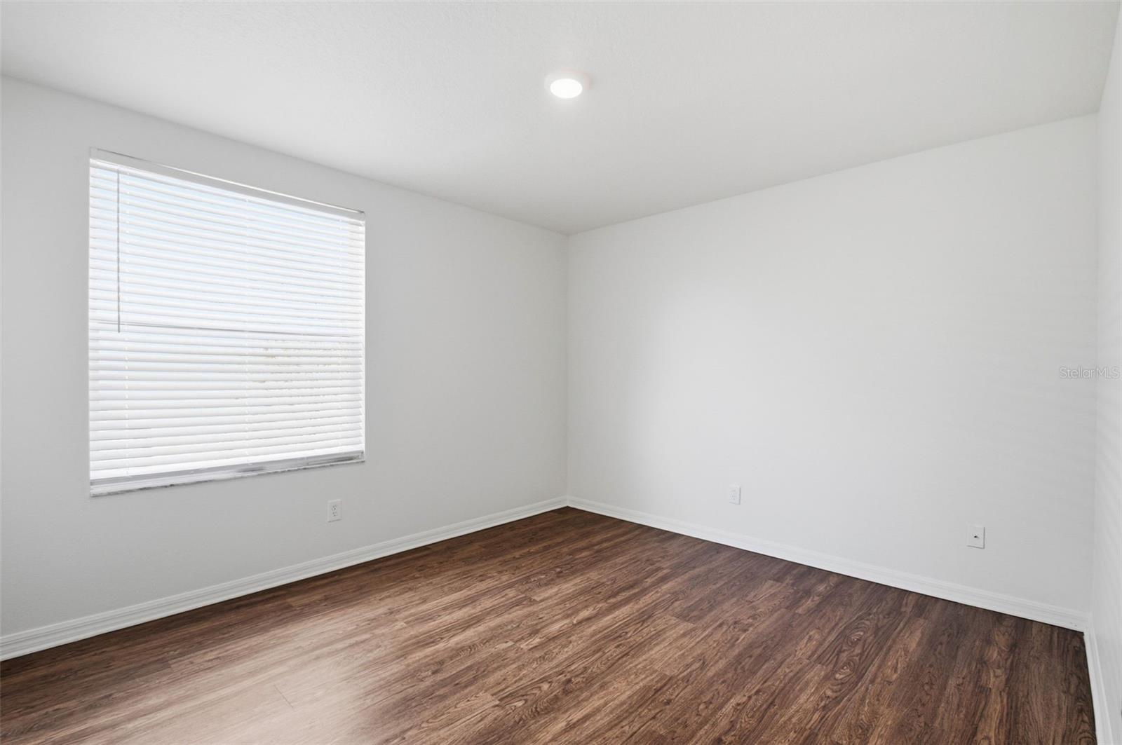 CRISTINA PH III UNIT 2 - Residential