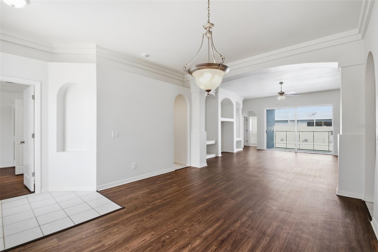 CRISTINA PH III UNIT 2 - Residential