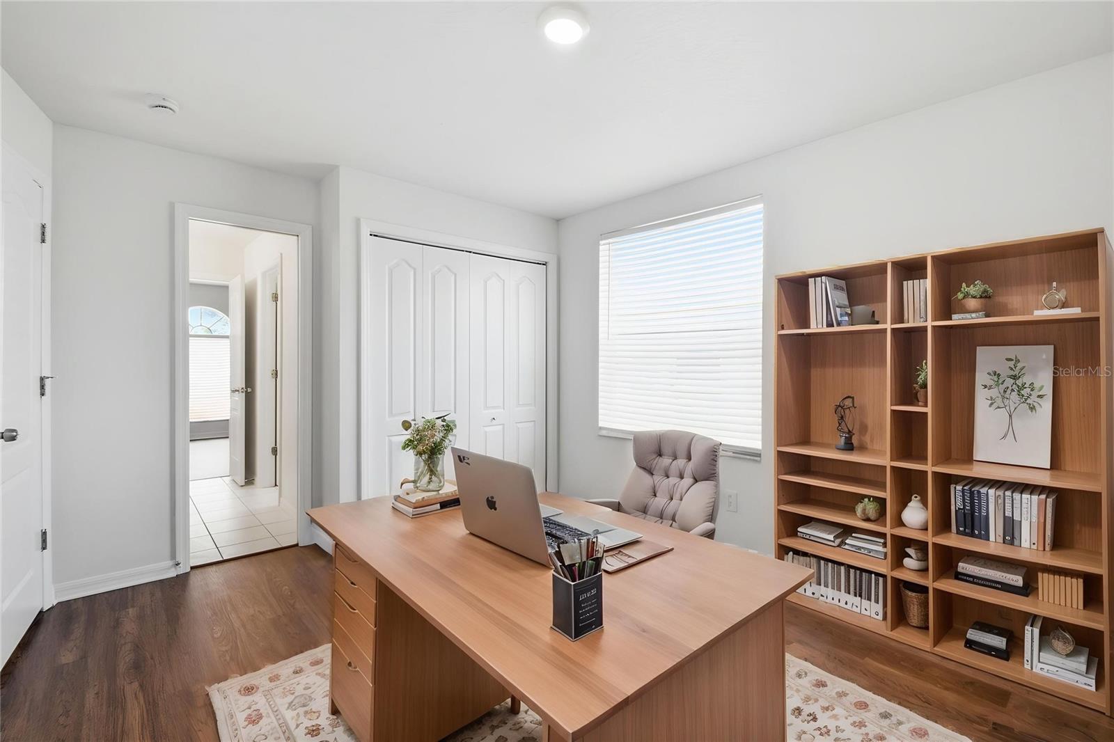 CRISTINA PH III UNIT 2 - Residential