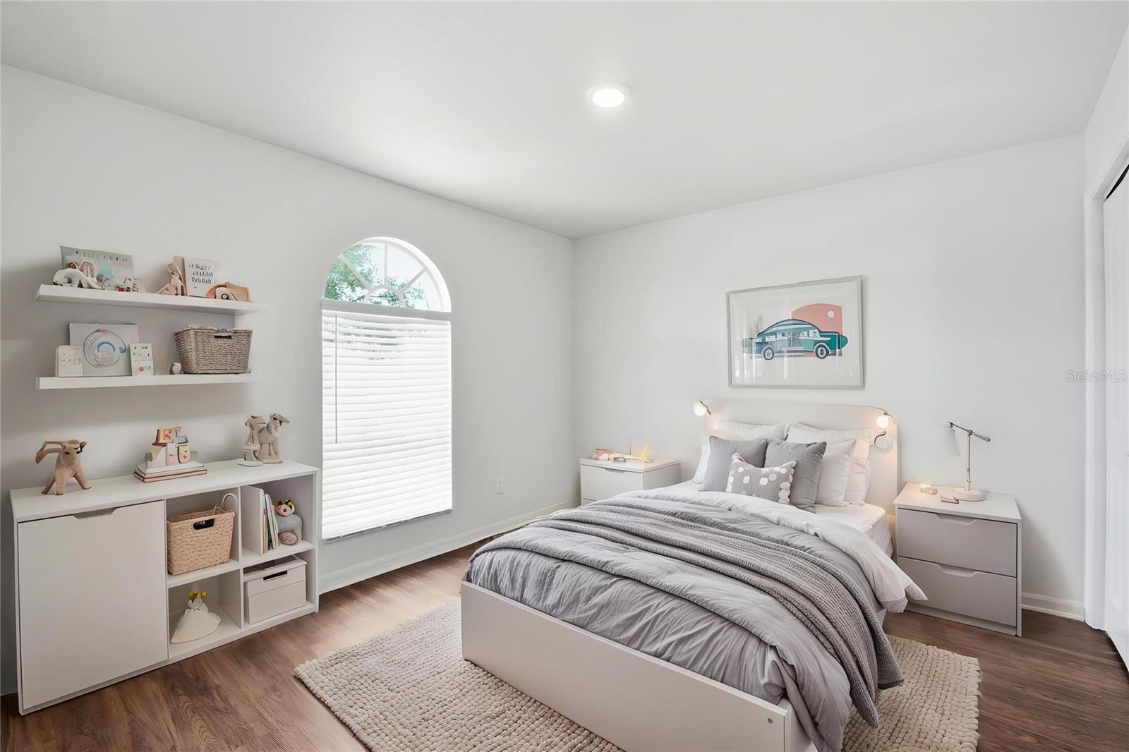 CRISTINA PH III UNIT 2 - Residential