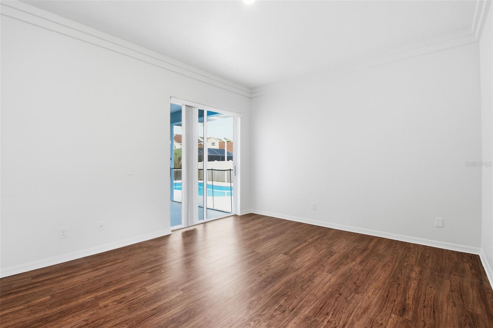 CRISTINA PH III UNIT 2 - Residential