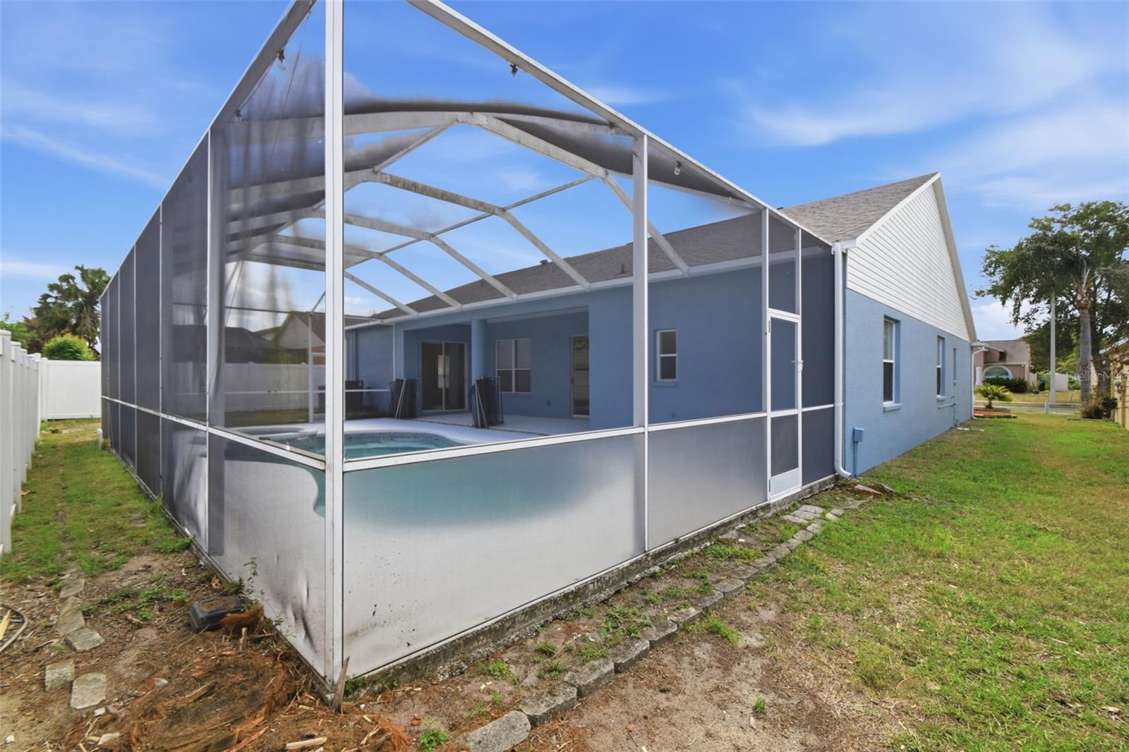 CRISTINA PH III UNIT 2 - Residential