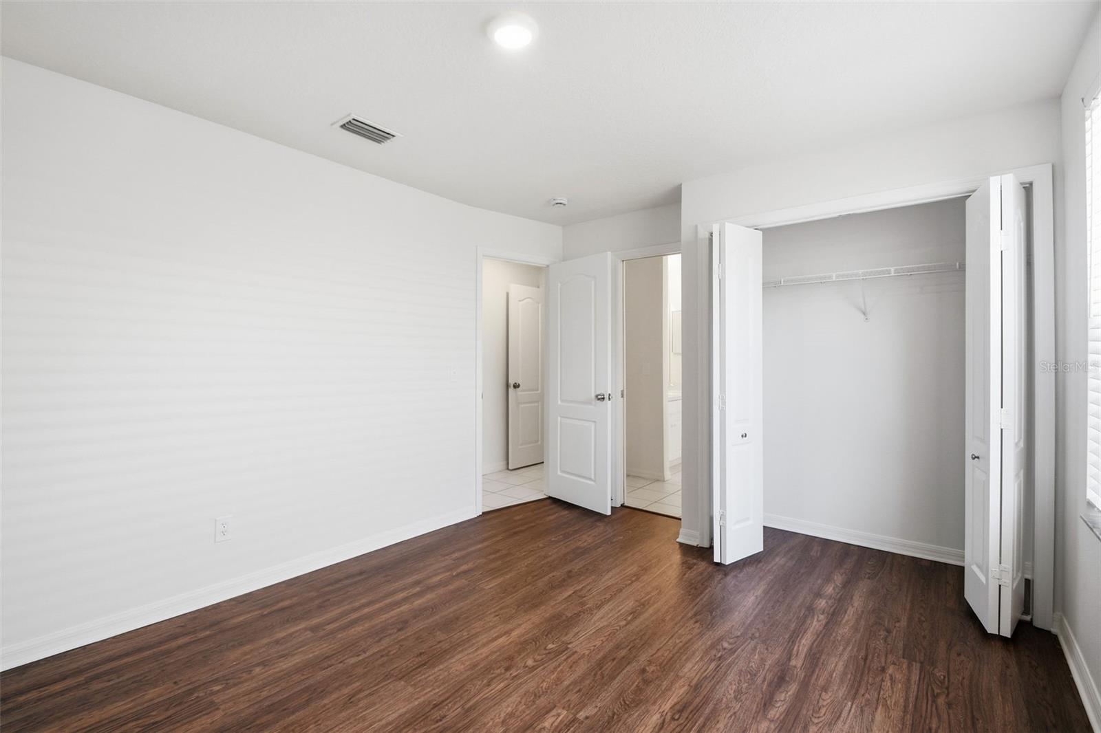 CRISTINA PH III UNIT 2 - Residential