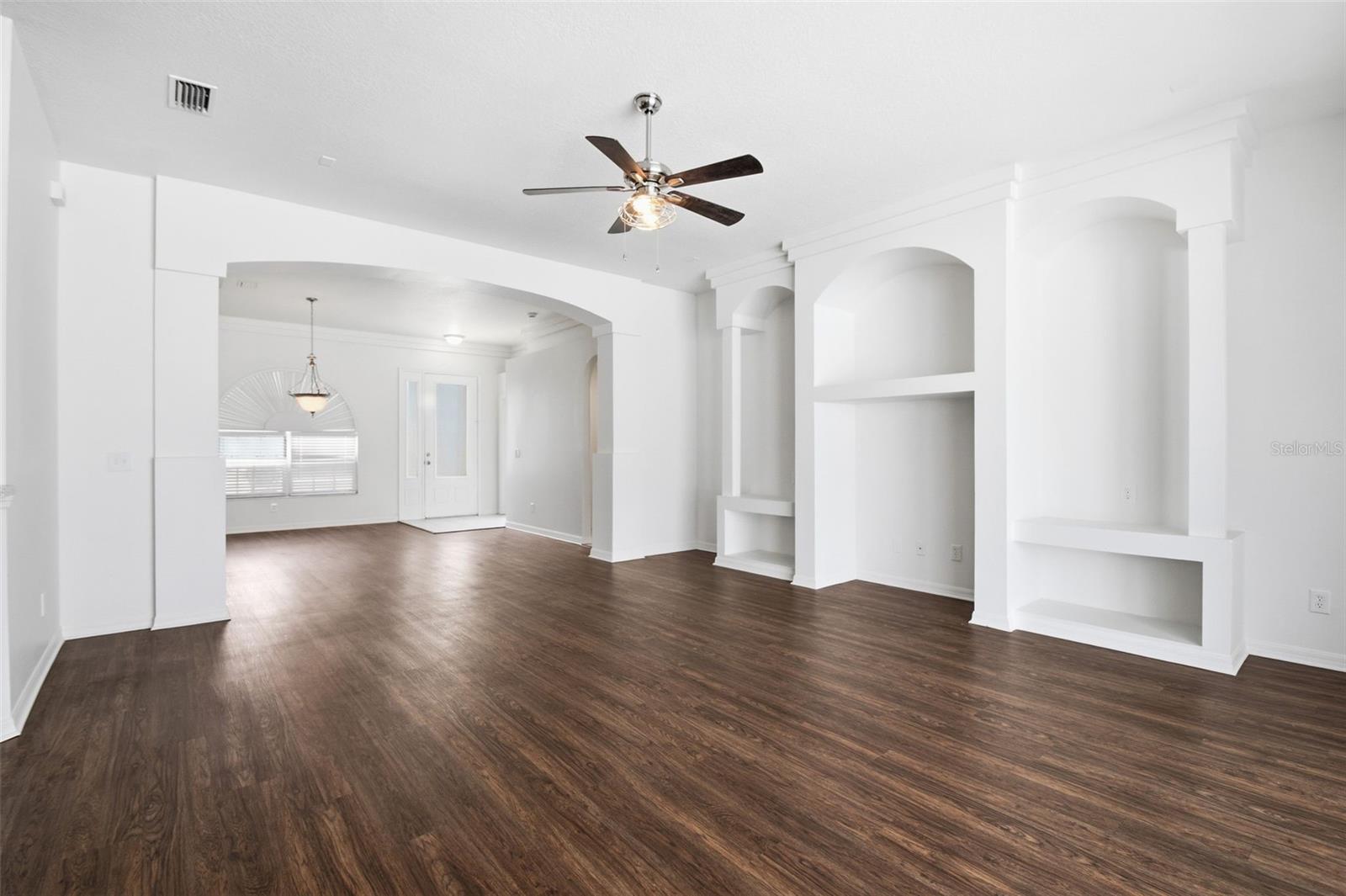 CRISTINA PH III UNIT 2 - Residential